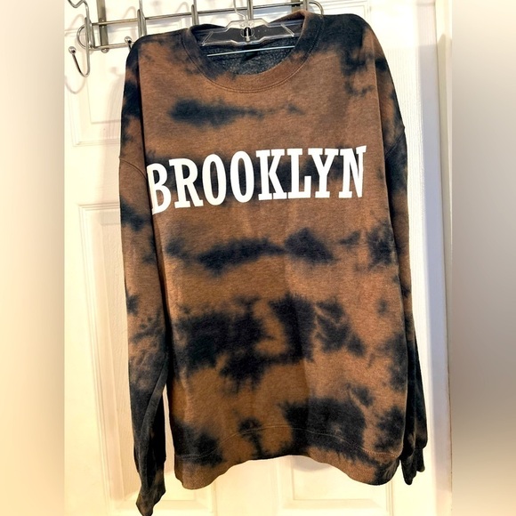 wild fable Tops - Women’s size medium, Wild Fable, brown/black tie dye, Brooklyn sweatshirt, NWOT